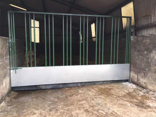 Equine Feed Barrier